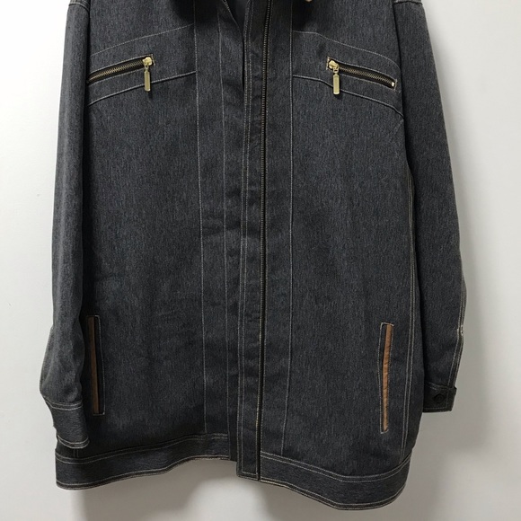 Stylish Montique Denim Look Gold Zipper Lightweight Jacket! - Picture 10 of 16